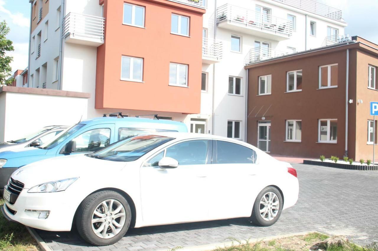 Delux Kielce Exterior foto